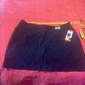 Hilary Radley Super Stretch Skort 
Size xxl